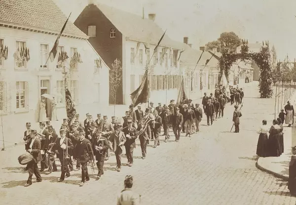 1901